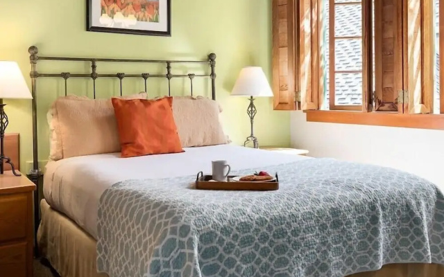The La Conner Inn