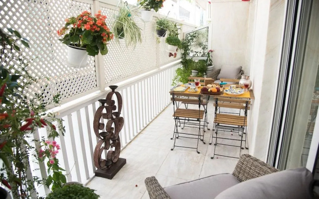 86m² Penthouse in Plaka