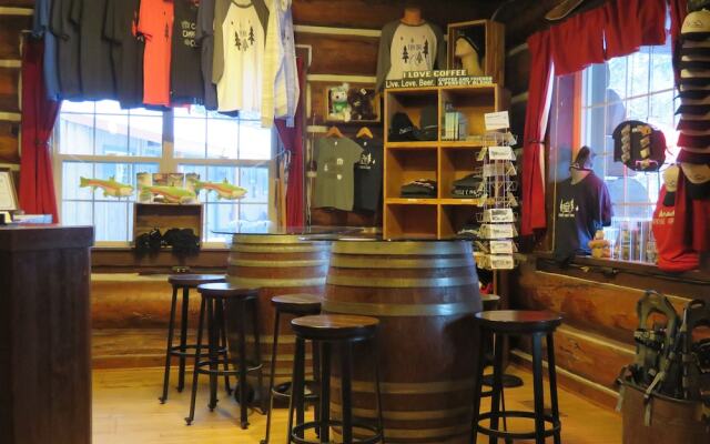 Historic Tamarack Lodge and Cabins