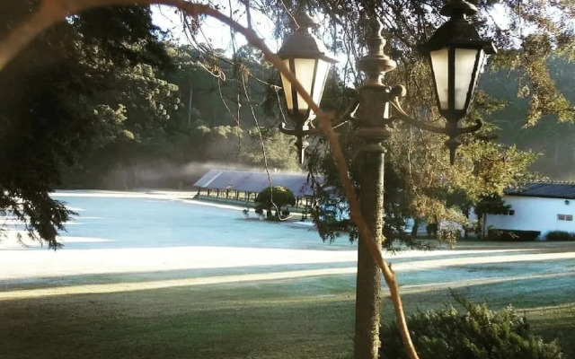 VELINN Recanto das Hortências Hotel