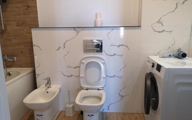 Ared-Atrium Mall ChrysFlatty 3 Premium apartment 60mp
