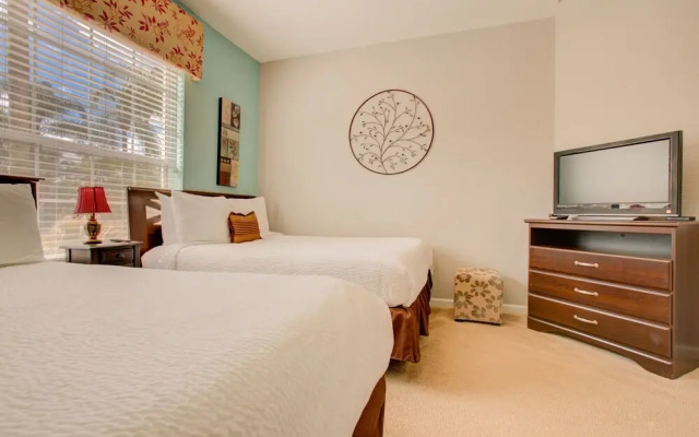 Lakefront Luxury