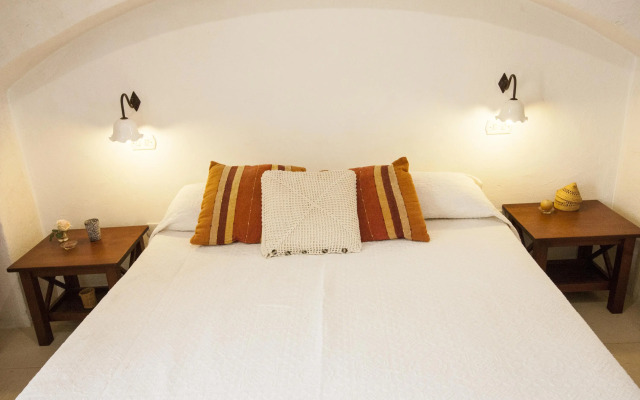 Romantic Flat with Pool