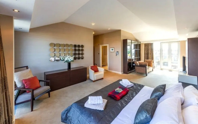 Skyview Penthouse - New Town