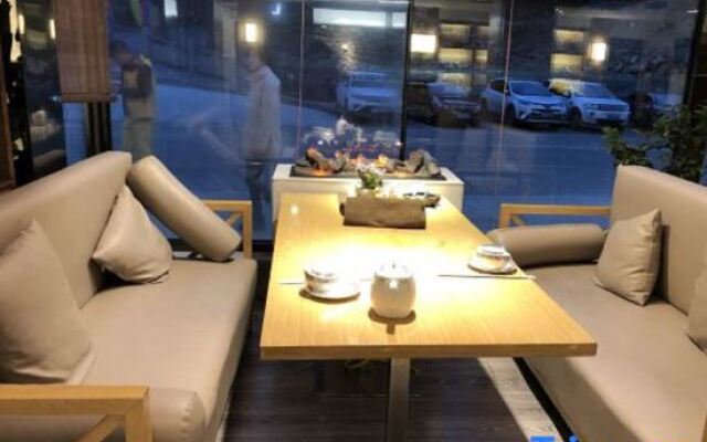 Huayu Nature Homestay (Siguniang Mountain Branch)