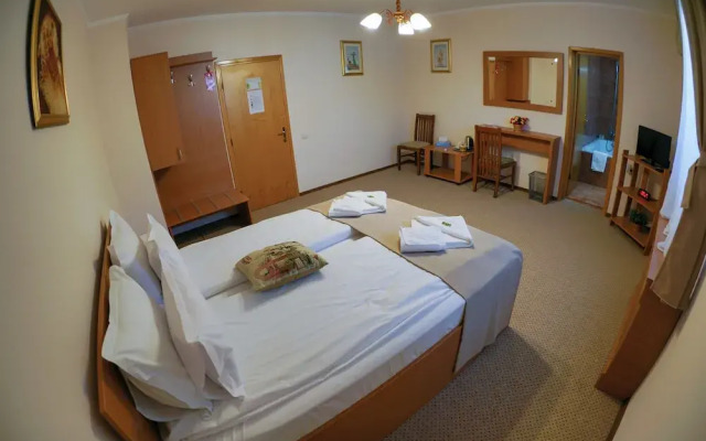 Bucharest Downtown Inn