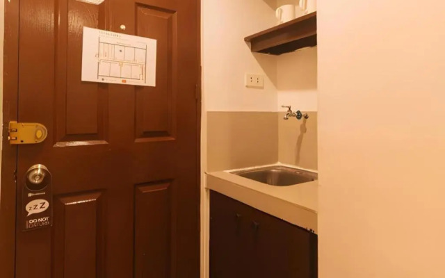 RedDoorz @ City Stay Inn Slex Makati