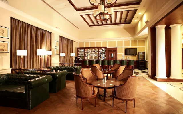 DLF Club 3
