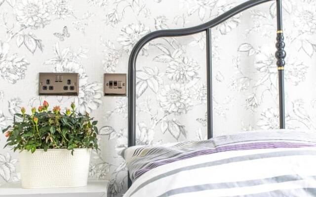 Burren London Hotel