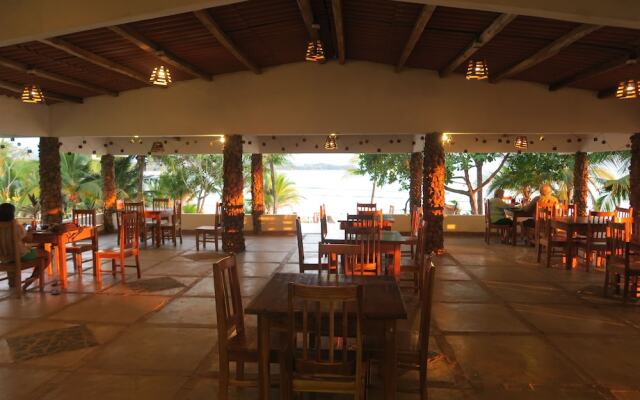 Hotel Playa Reina