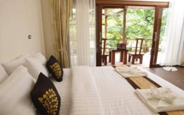 Sichon Cabana Beach Resort