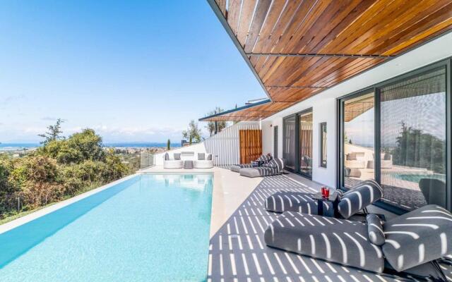 Villa Beyond the Dream
