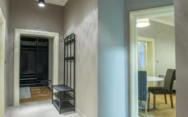Exclusive 3 Bedroom Top-Notch Flat, Great Location