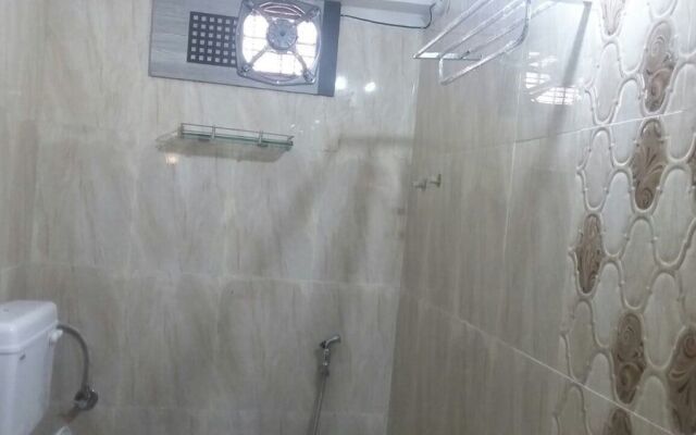 Hotel Divya palace & Restaurent