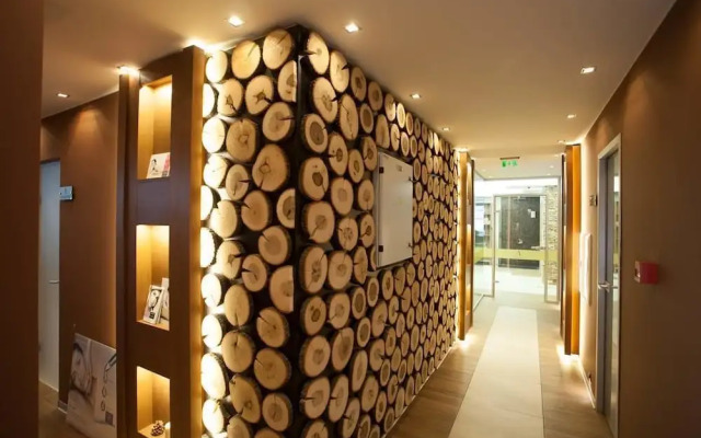 SG Amira Boutique Hotel