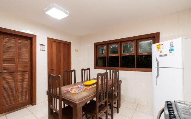 4 Suítes + Piscina e Churrasqueira | 3 Irmãos