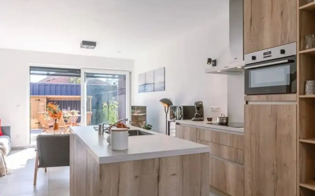 Family-friendly House With Sunny Terrace and Garden