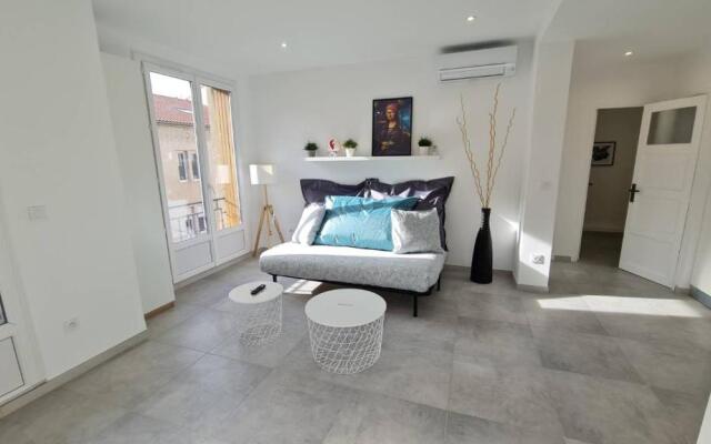 MaxBnb - ISLY - T2 Balcon/clim 50m² - Ouest -