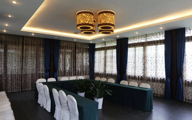 Отель Jin Jiang Lan An