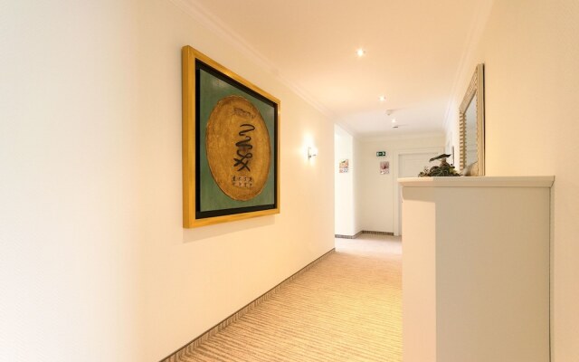 Intourhotel