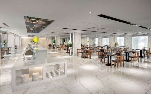 Ramada by Wyndham Mengzi Suites