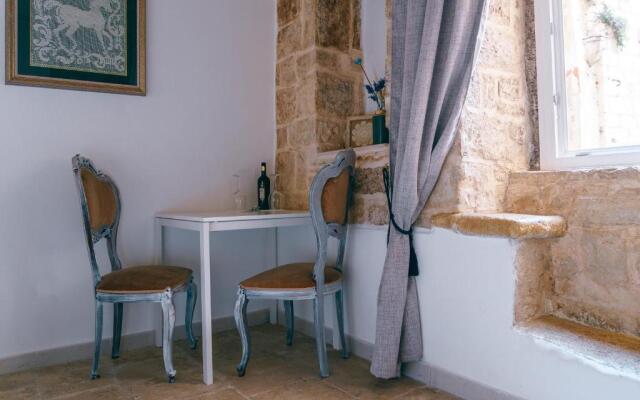 Corte Pietrantica - Charming Rooms & Suites