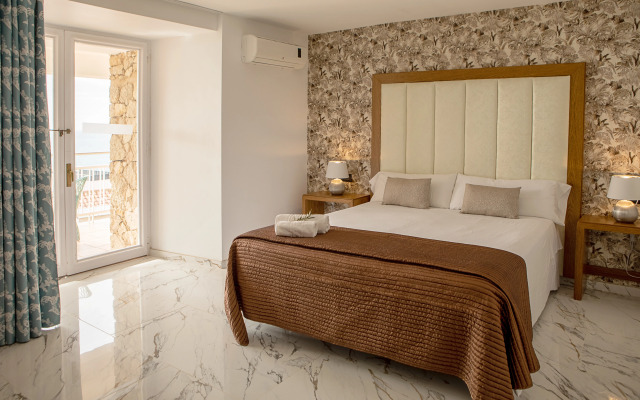 Hotel Roger de Flor Seleqtta