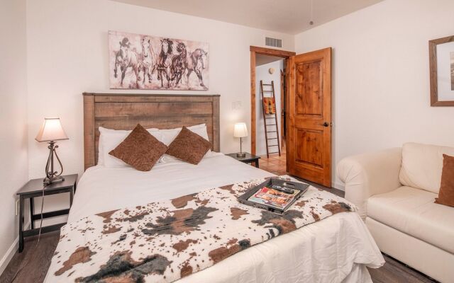 Casa Azul 4 BR by Casago