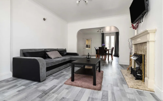 4br-10guests-parking-garden