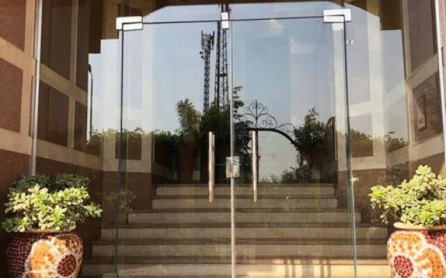 Luxury apartment in West Golf 5th settlement