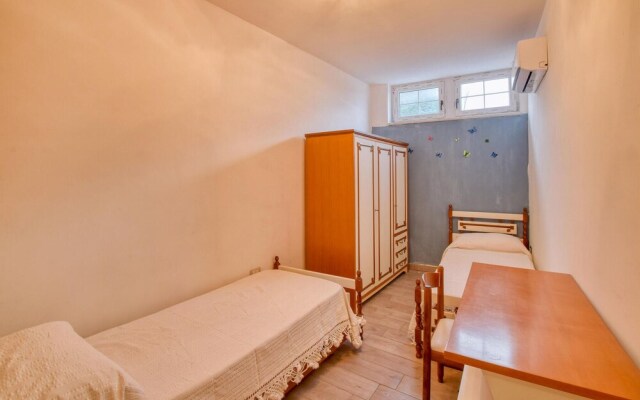 Stunning Home in Parghelia With Wifi and 5 Bedrooms