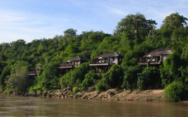 Serena Mivumo River Lodge