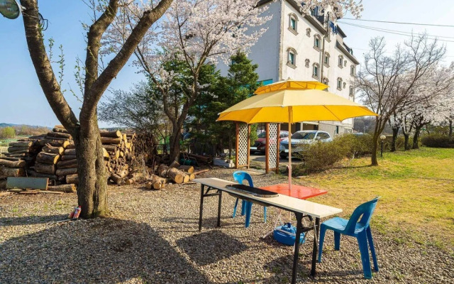 Yeoju Riverview Motel
