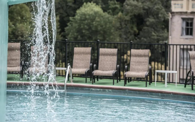 Arlington Resort Hotel and Spa