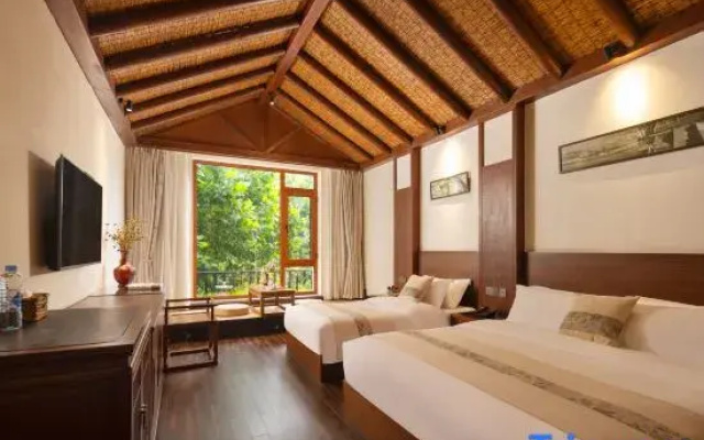 Floral Hotel· Jin lived really view tao Y E Hotel