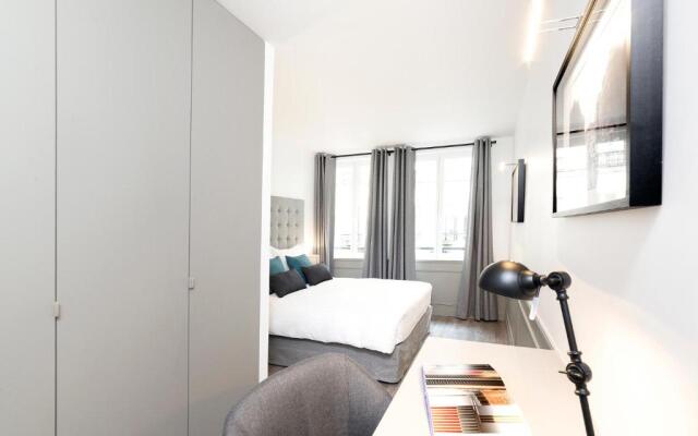 Luxury 3 Bedrooms Le Marais I by Livinparis