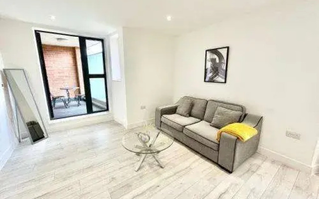 Queens Luxury Apartments