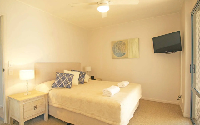 Surf Club Apartments
