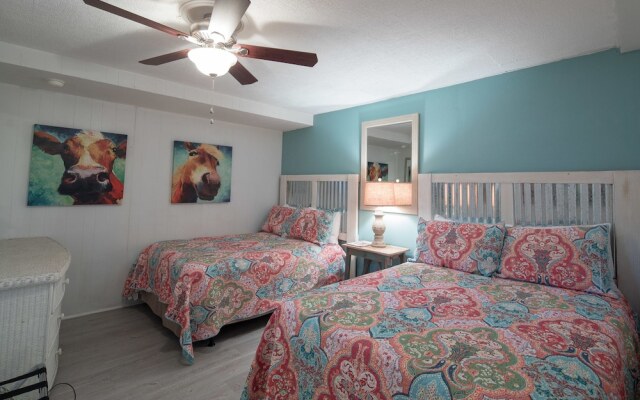 Texas Rose Lodge by RedAwning