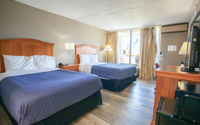 OYO Hotel Greensboro East I 40