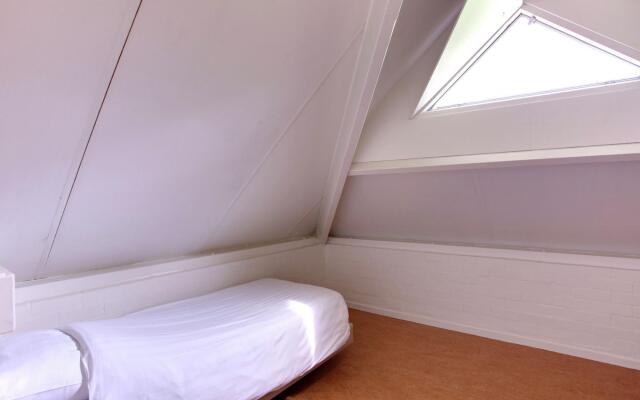 Cozy Holiday Home with Garden near Zwolle