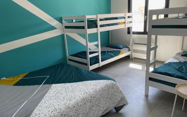 Magnifique villa avec piscine / jacuzzi / brasero