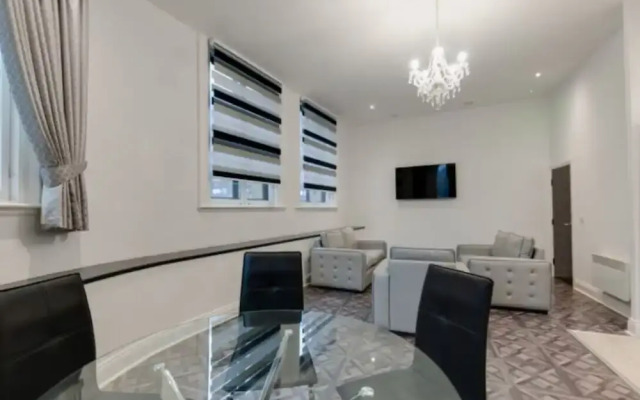 Temple Court Cavern Quarter Apartments