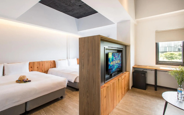 Traveller Inn Tiehua Hotel
