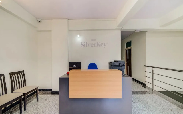 SilverKey Executive Stays 19907 Hafeezpet