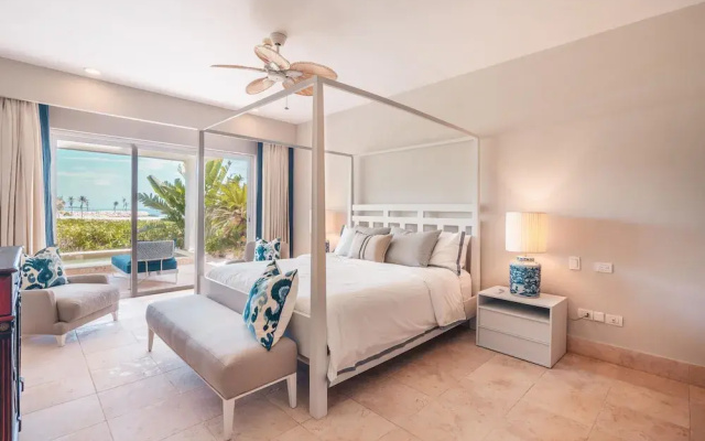 Apt w 2br-beachfront Private Pool in Sotogrande