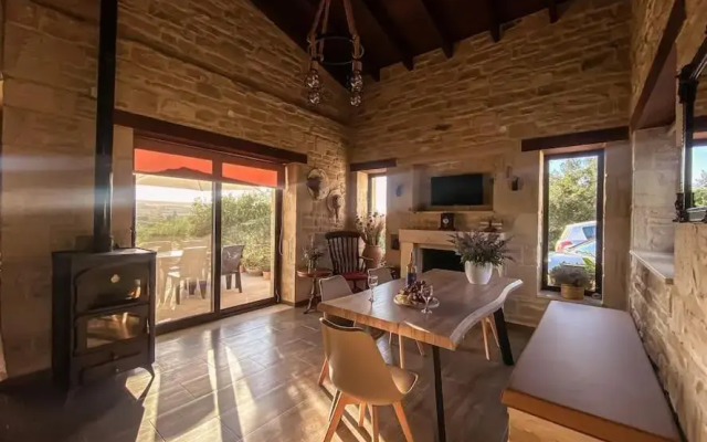 Olive Land - Γη Της Ελιας / Stone Villa.