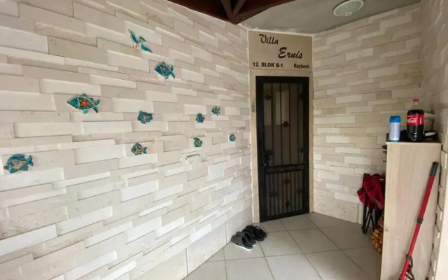 Vi̇lla Erni̇s - Datça Raykent Tati̇l Si̇tesi̇ - Ki̇ralik