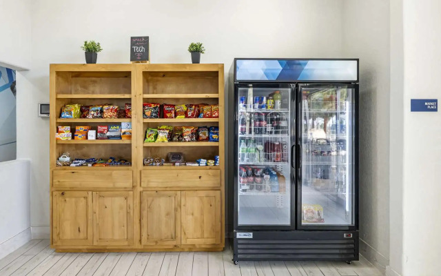 Best Western Lubbock West Inn & Suites