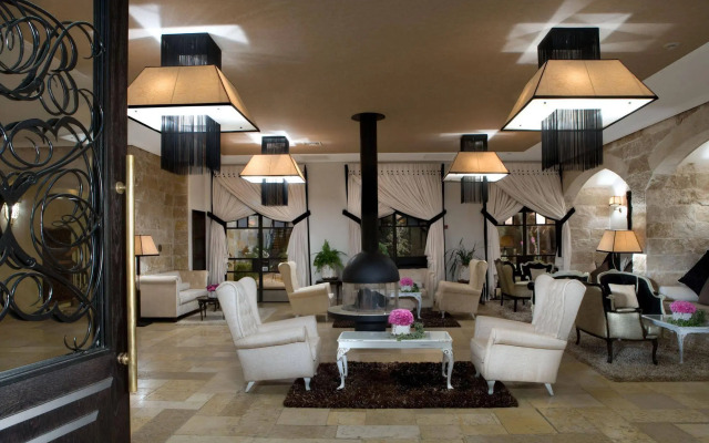 Bayit Bagalil Boutique By Herbert Samuel